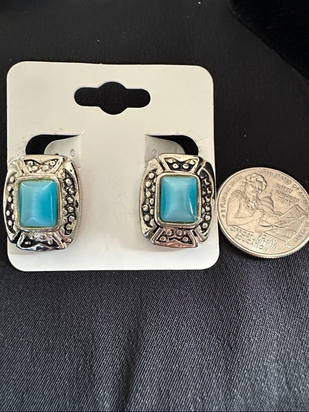 Clip earrings EUC silvertone & cat’s eye acrylic stones. Priced PER or bundle - Picture 6 of 9